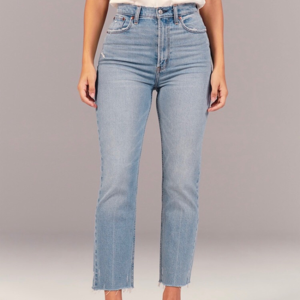 NWT Abercrombie Curve Love Ankle Straight Jeans